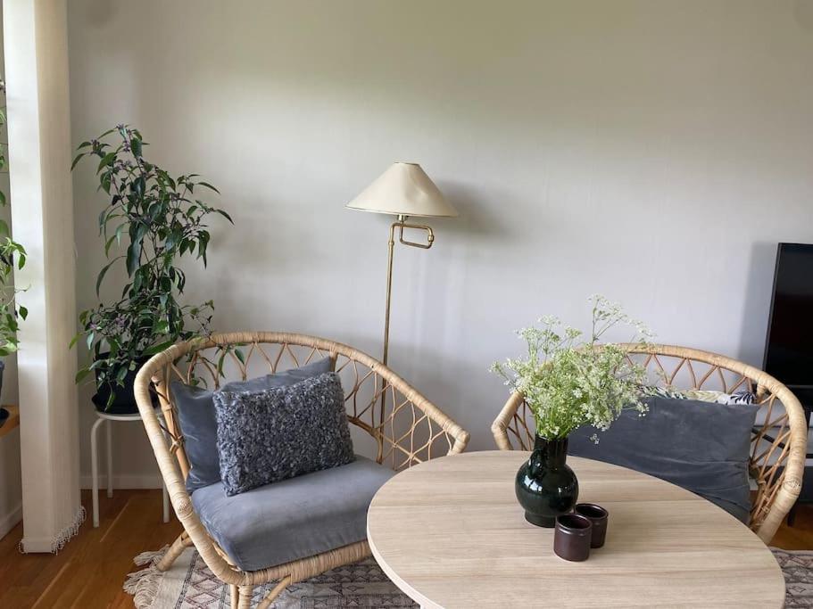 Apartment Right Next To The Golf Course And With The Ocean Just Around The Corner Ljungskile Exterior foto